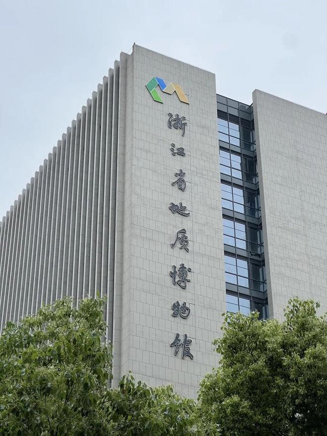 下载.jpg